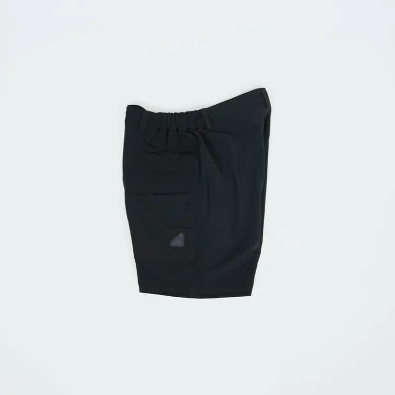 Markicabs - Short Dotsan Black - Quick Dry Pants tampak 3