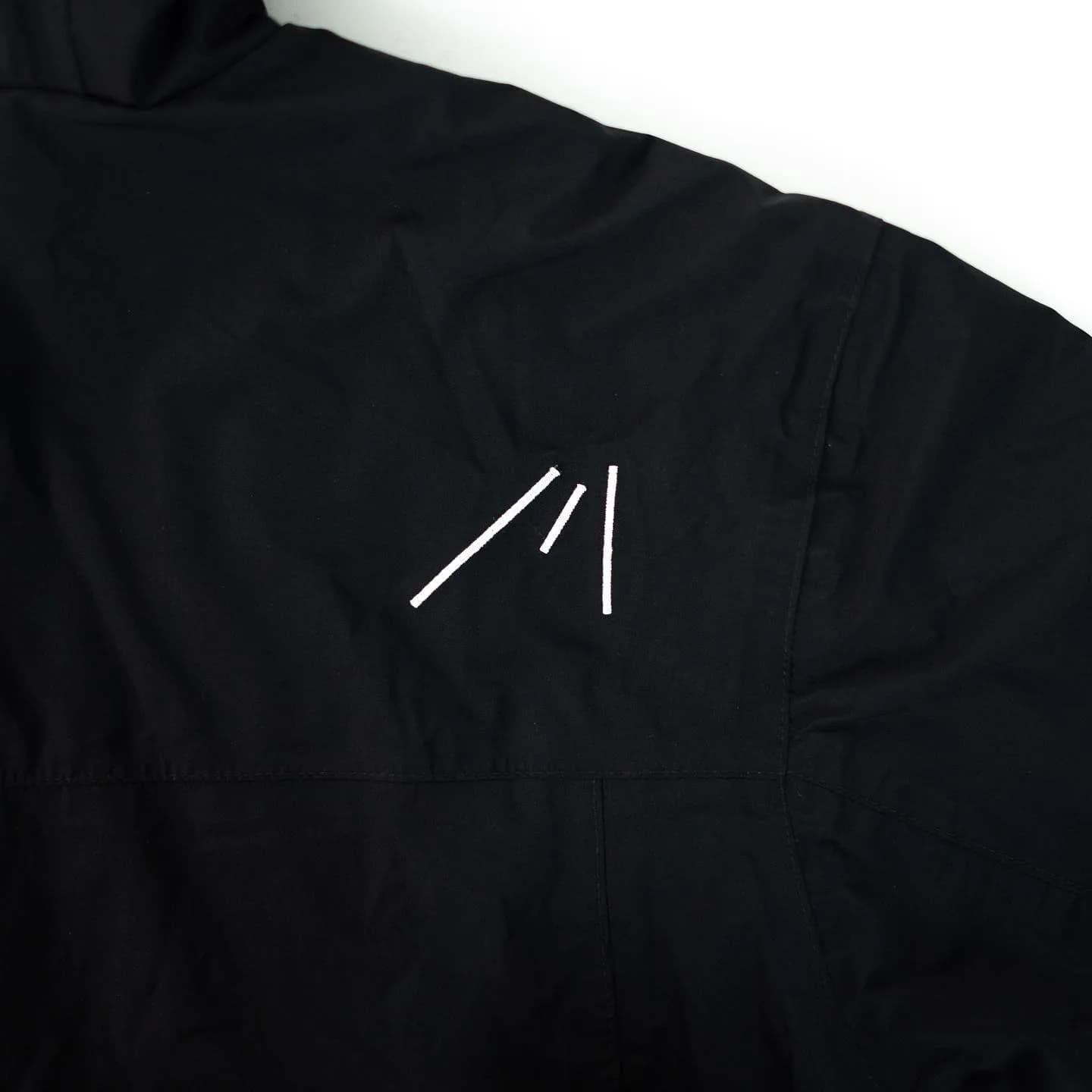 Markicabs - Sadane Windbreaker Jacket - Black tampak 44