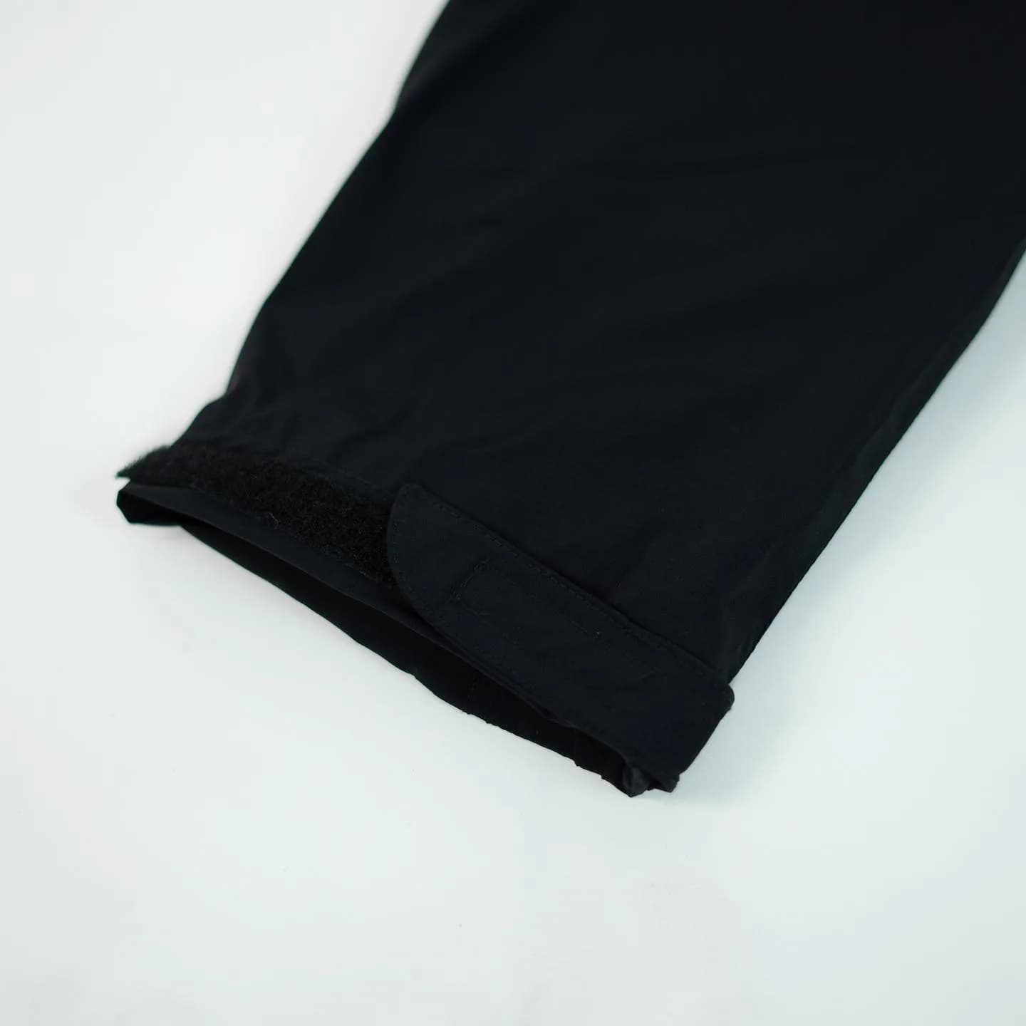 Markicabs - Sadane Windbreaker Jacket - Black tampak 28