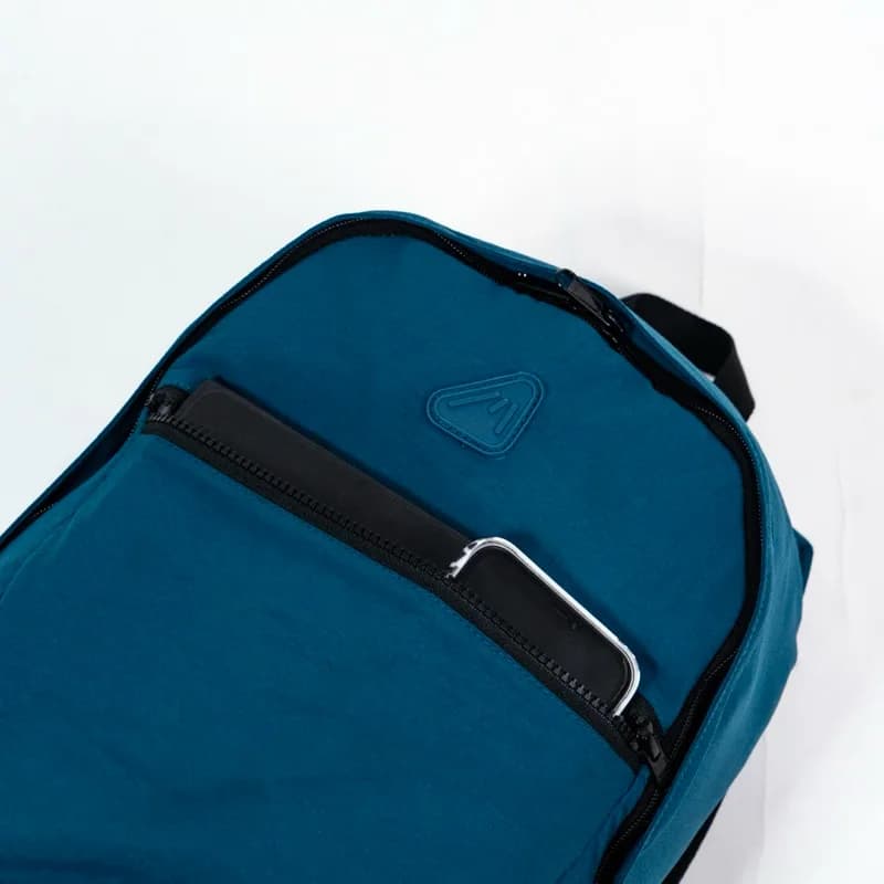 Markicabs - Anna Backpack Daily 15L - Deep blue tampak 5