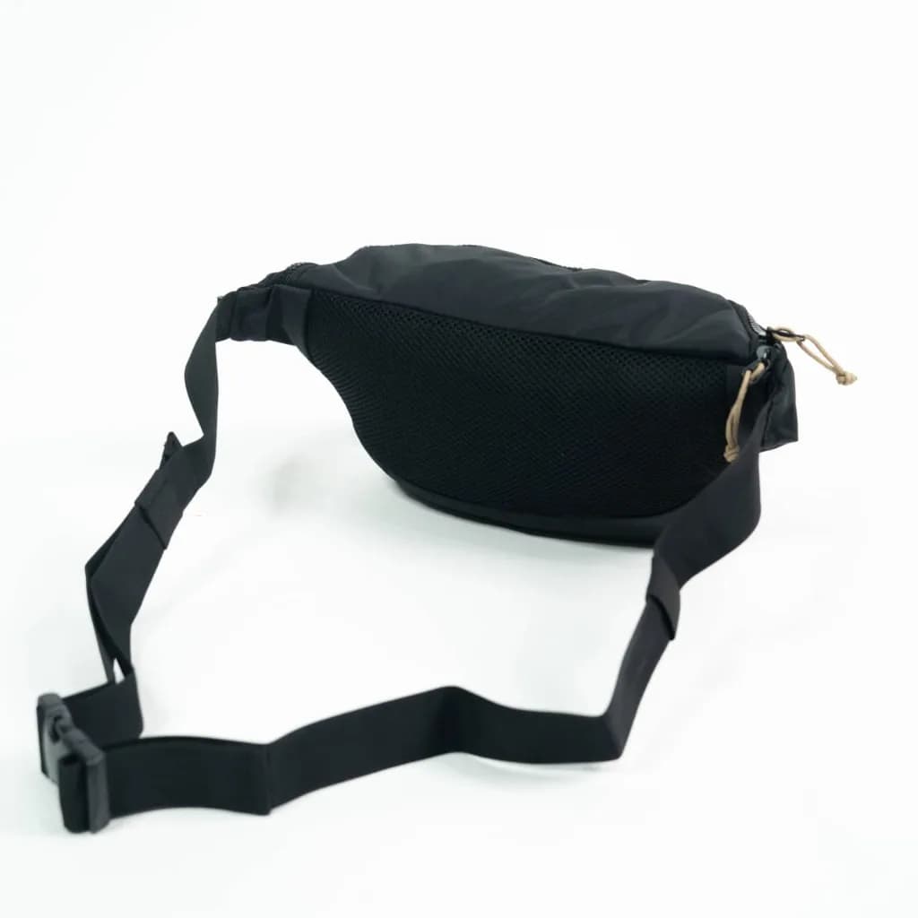 Markicabs - Veluch Waist bag - Black tampak 4