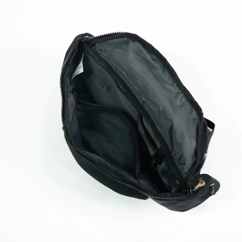 Markicabs - Veluch Waist bag - Black tampak 7