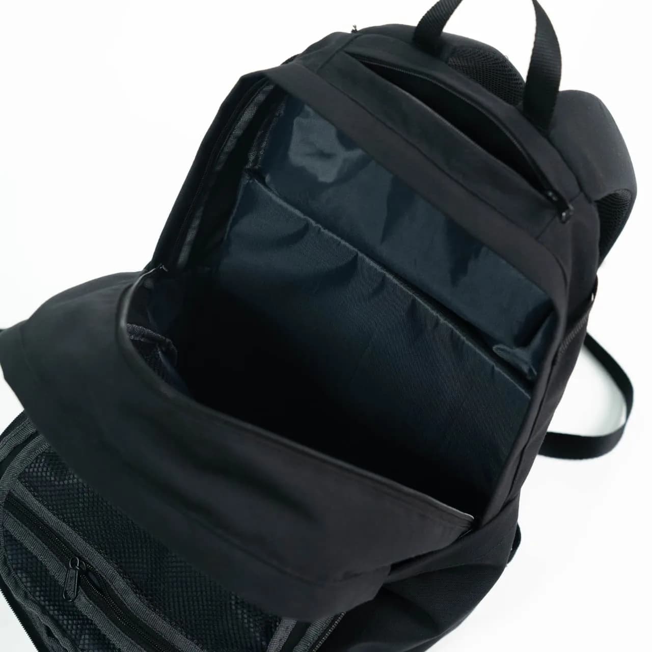 Markicabs - Karthala 18L Backpack tampak 18