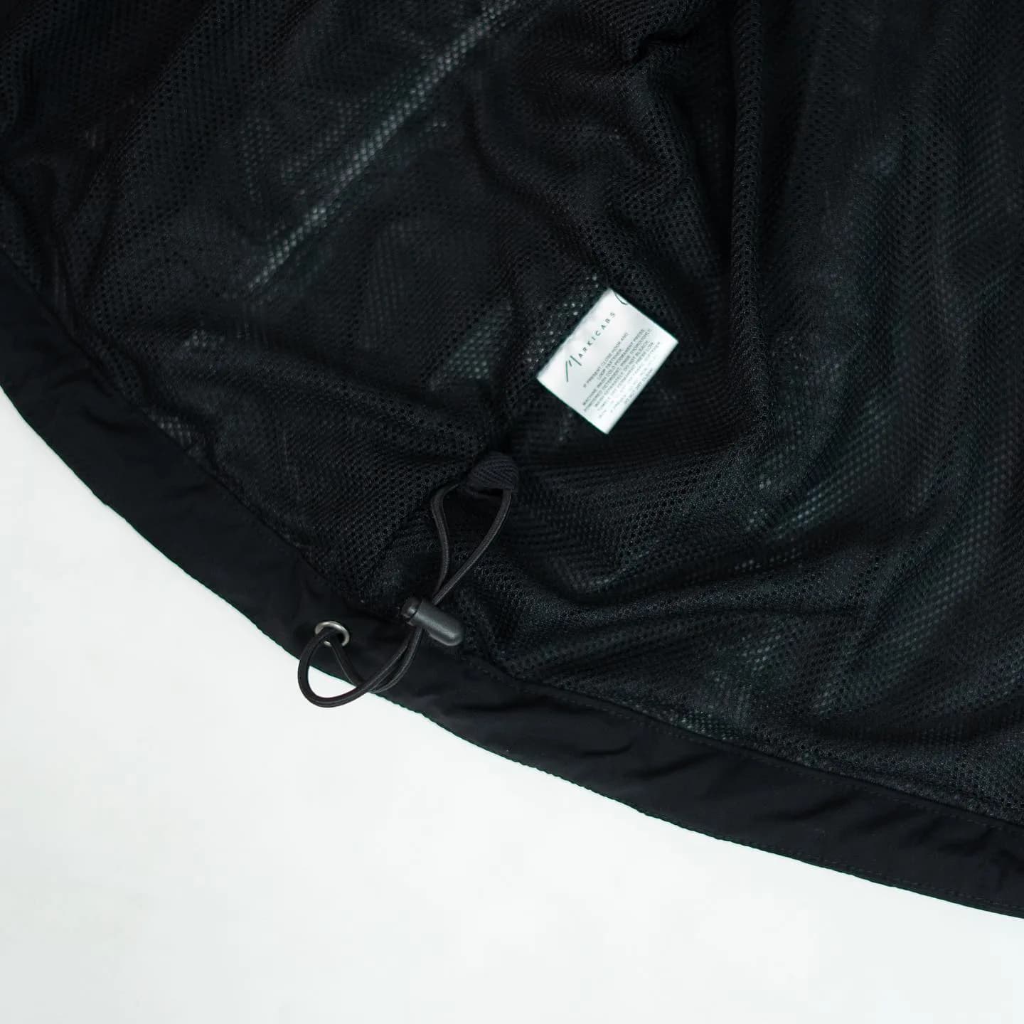 Markicabs - Sadane Windbreaker Jacket - Black tampak 60